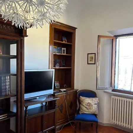 Casa Gaia - Antica In Pieno Centro Apartmán