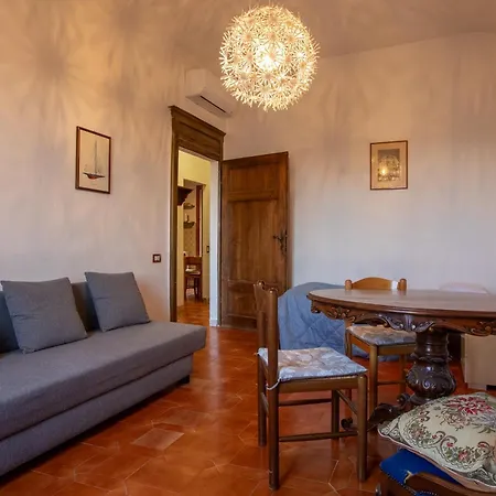 Casa Gaia - Antica In Pieno Centro Apartmán